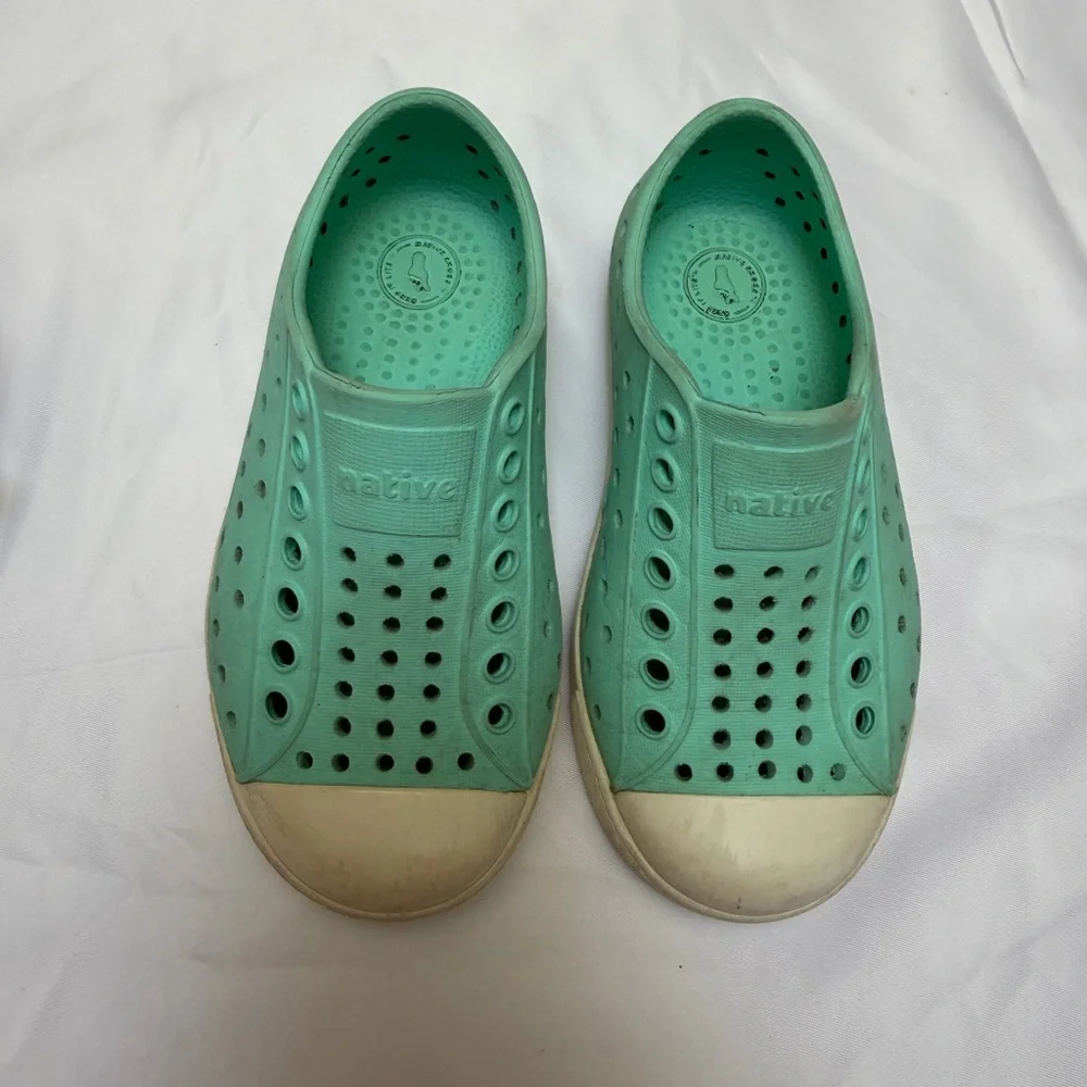 💙 Footmates EcoTide + Native Jefferson Shoes Bundle | Size 8 | Summer Must-Haves